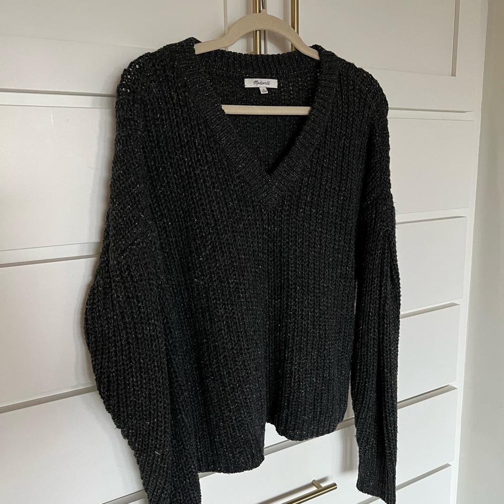 Madewell v neck knit sweater